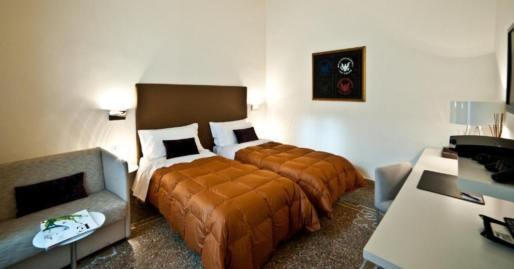 Town House Cavour Bed & Breakfast Reggio di Calabria Phòng bức ảnh