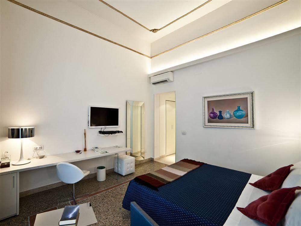 Town House Cavour Bed & Breakfast Reggio di Calabria Ngoại thất bức ảnh